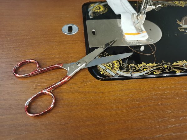 Tesoura de Costura – Asa Vermelha