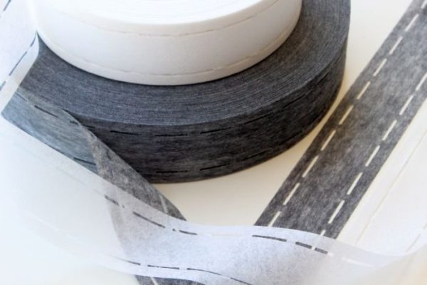 Entretela Banda Perfurada com Cola